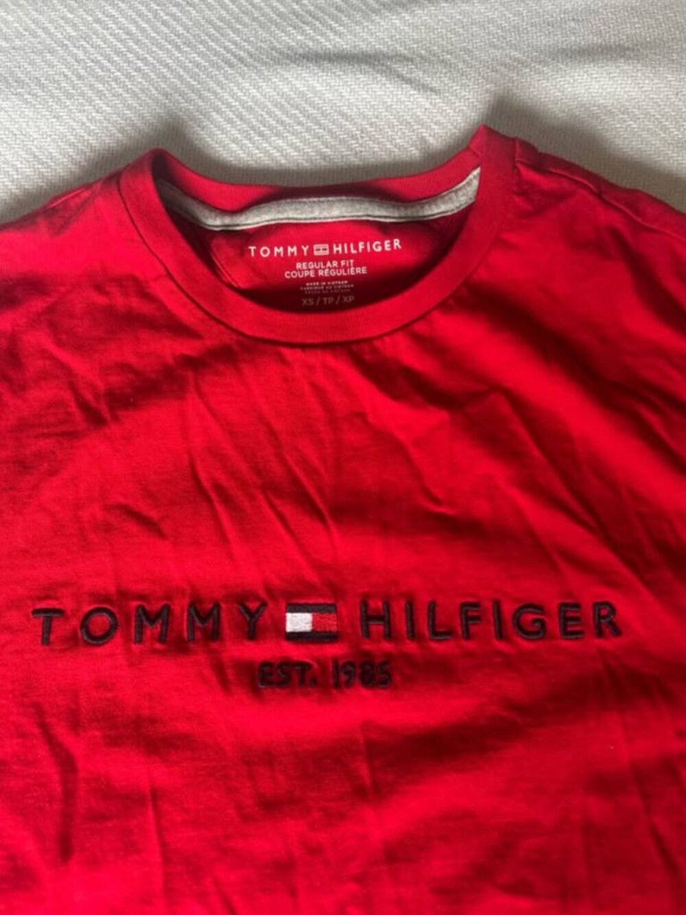 Tommy Hilfiger Red Classic T-Shirt Men’s Size XS
